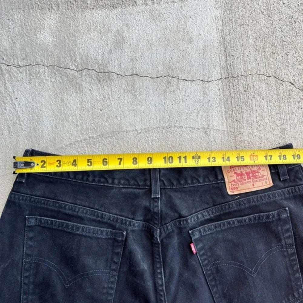 VTG‎ Levi's Jeans 550 Relaxed Fit Tapered Leg 2001 USA 38x29 Y2K